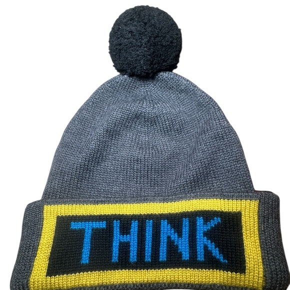 Fendi Bi Color Wool knit beanie with pompom. Like New condition. main image 4